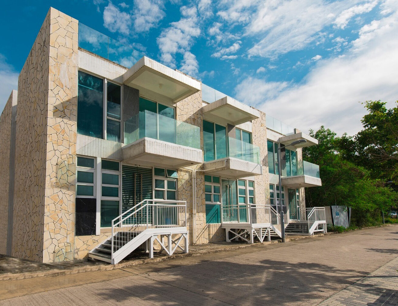 New Villa Cecil